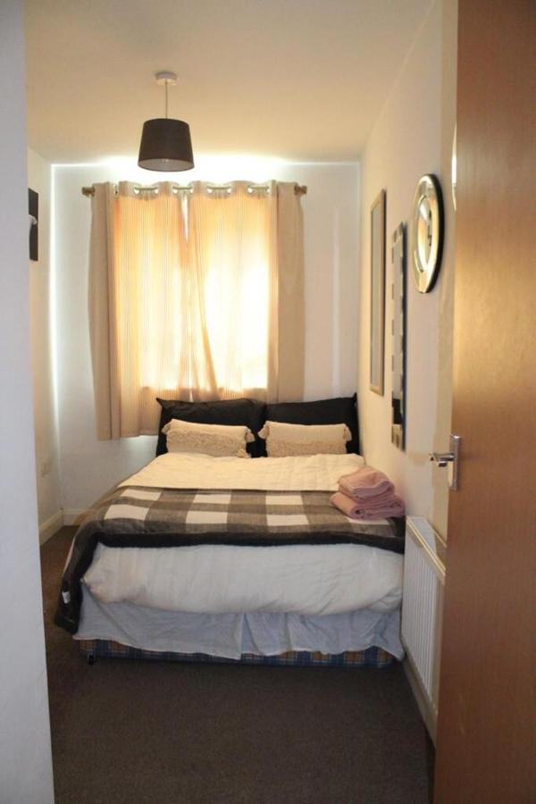 Two Bedroom Apartment, Free Parking, Close To Uclan And Free Wifi Preston  Esterno foto